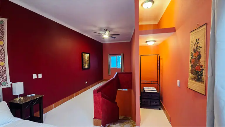 Efrain upstairs closet la joya escondita vacation rental mexico
